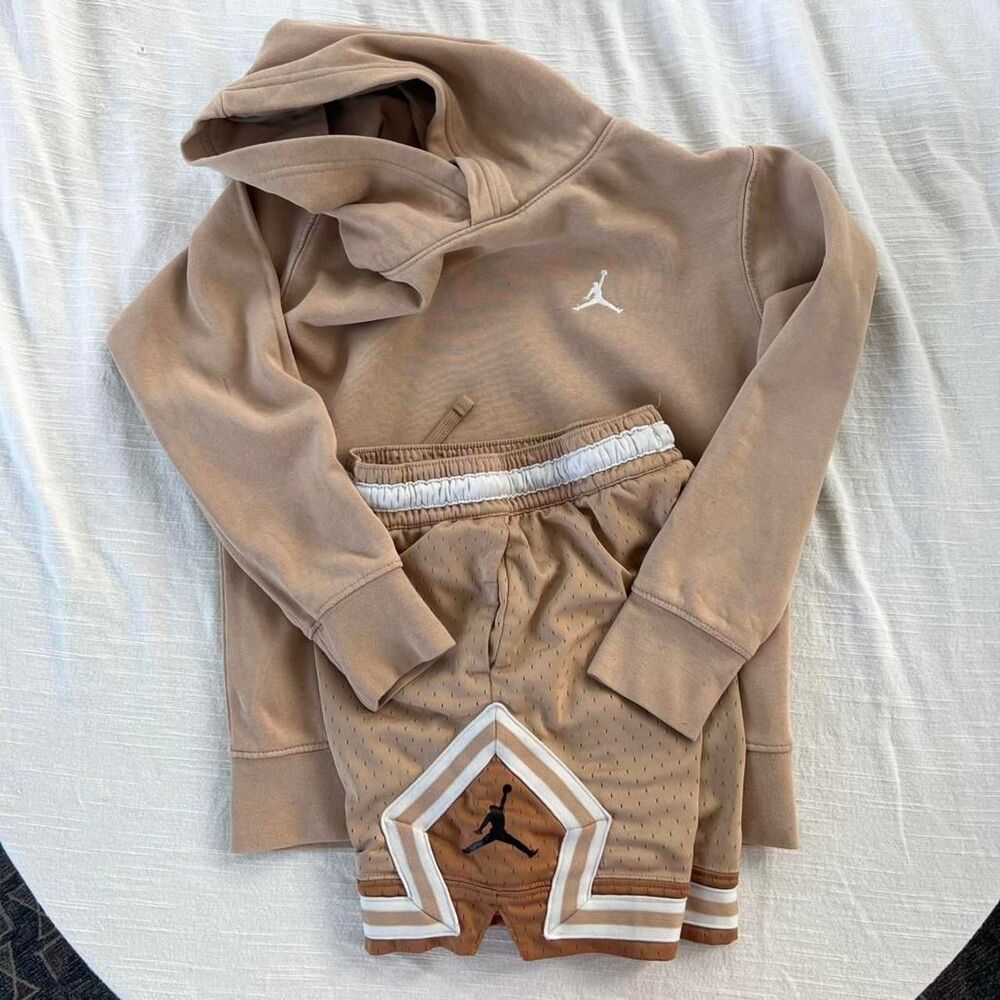 Jordan Tan Hoodie + Shorts Set Nike Jordan Kids Small